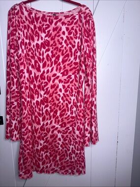 Pink and White Leopard Print Long Sleeve Dress by Fashion